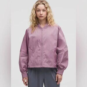 Lululemon Lightweight Hem-Cinch Bomber Jacket in Heathered Lavender Lux